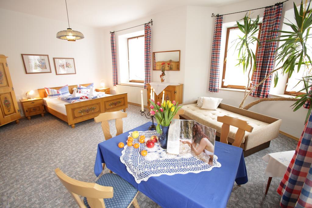 אטאל Gaestehaus Ethiko חדר תמונה